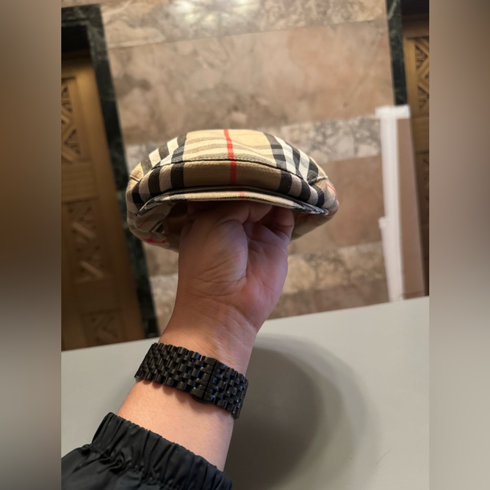 Burberry Plaid vintage newsboy cabbie golf cap hat